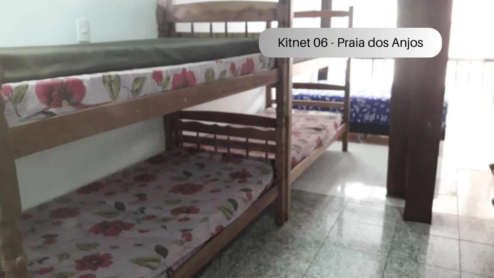 - Kitnet 06 - Praia Dos Anjos - Aluguel Economico *